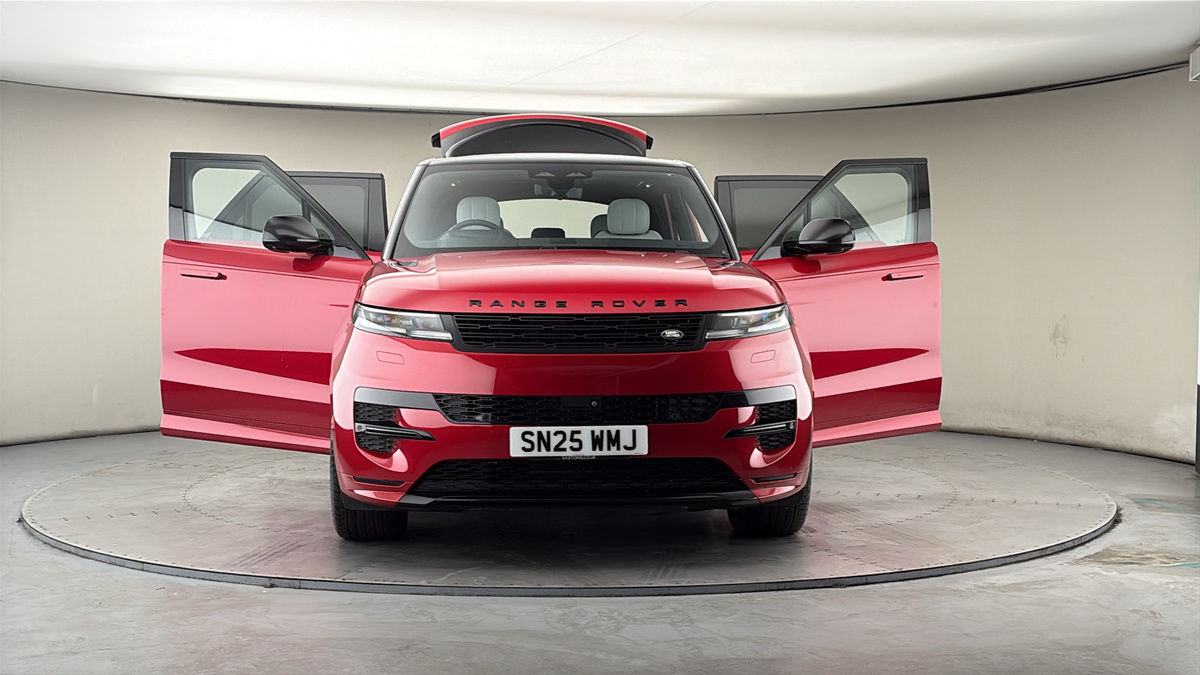 More views of Land Rover Range Rover Sport