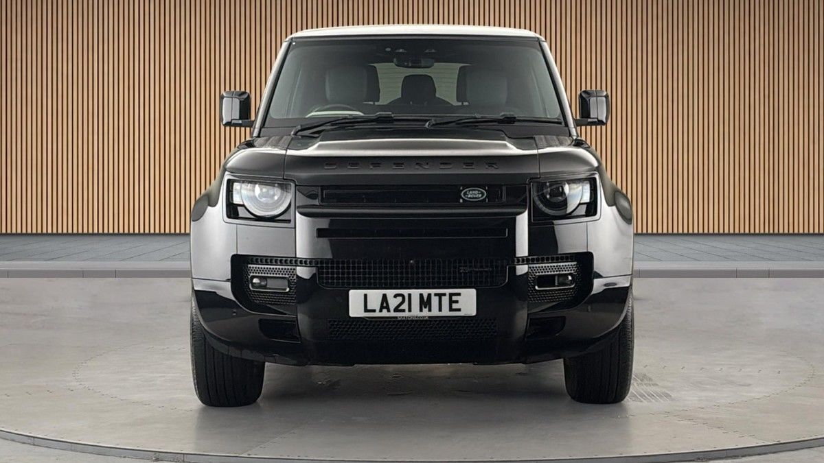 Land Rover Defender 90 Image 3