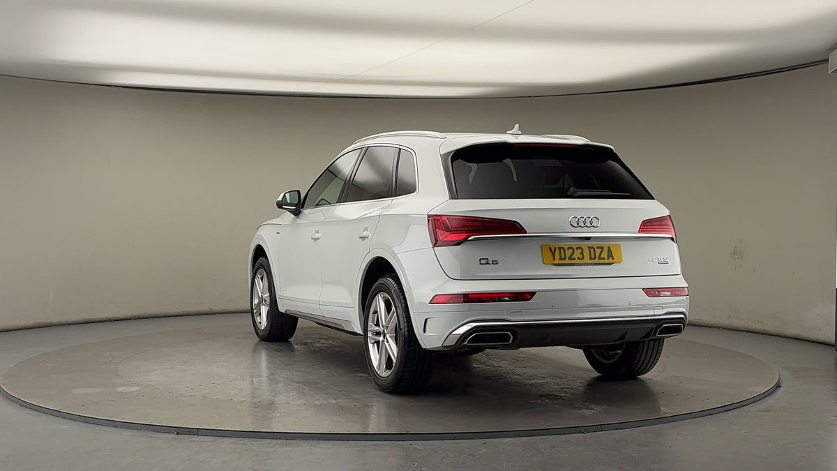 More views of Audi Q5