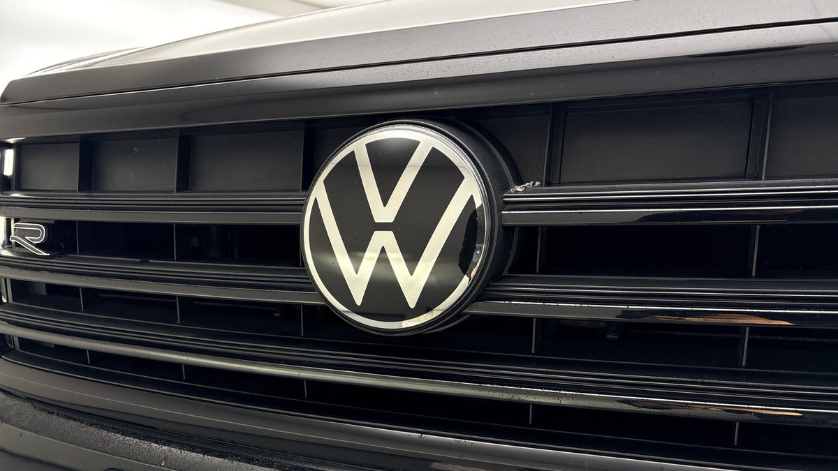 Volkswagen Touareg Image 24