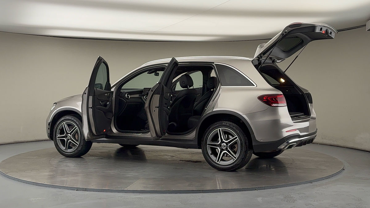 More views of Mercedes-Benz GLC