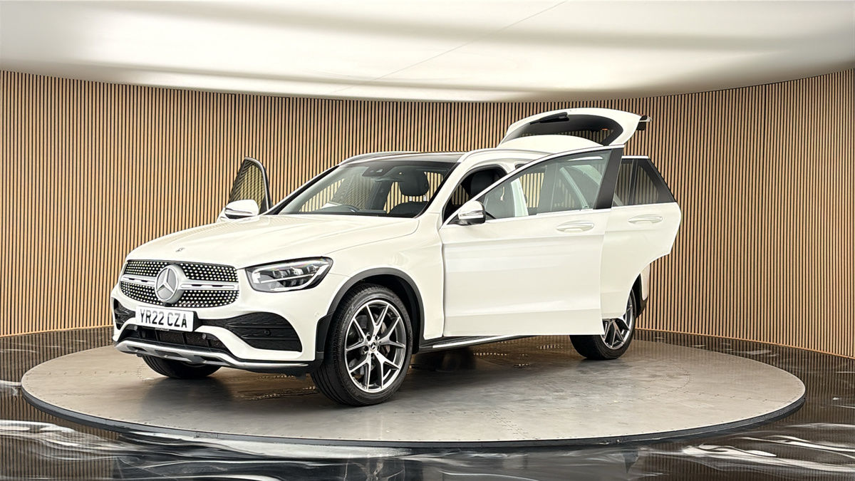 More views of Mercedes-Benz GLC