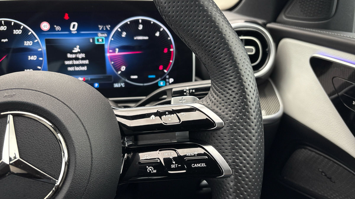 Mercedes-Benz C Class Image 14