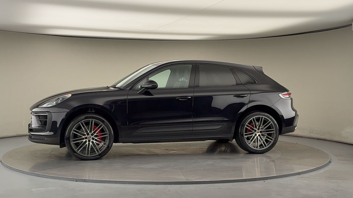 More views of Porsche Macan