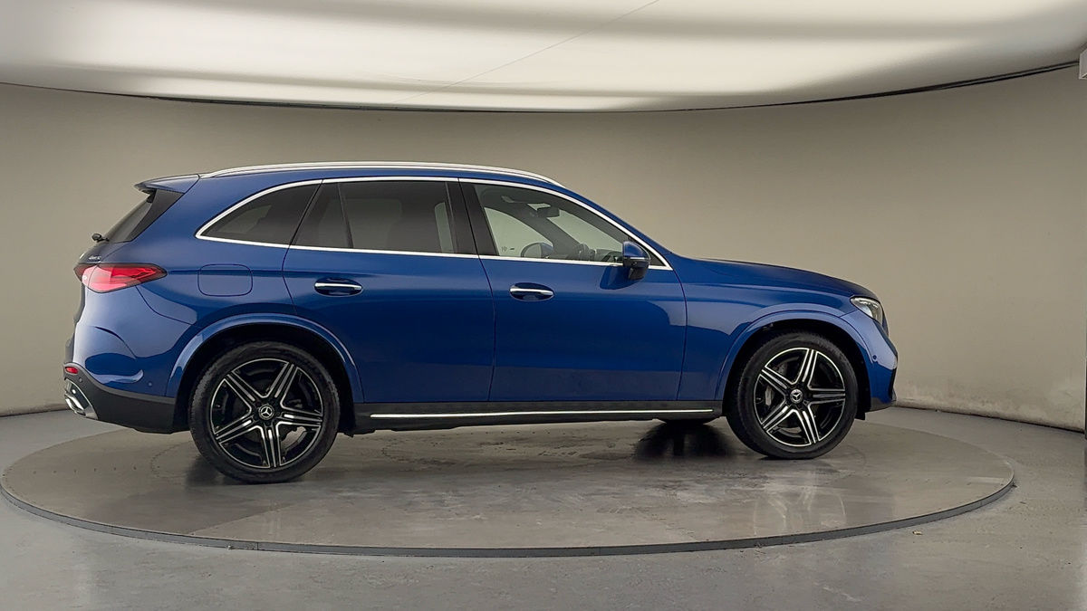 More views of Mercedes-Benz GLC