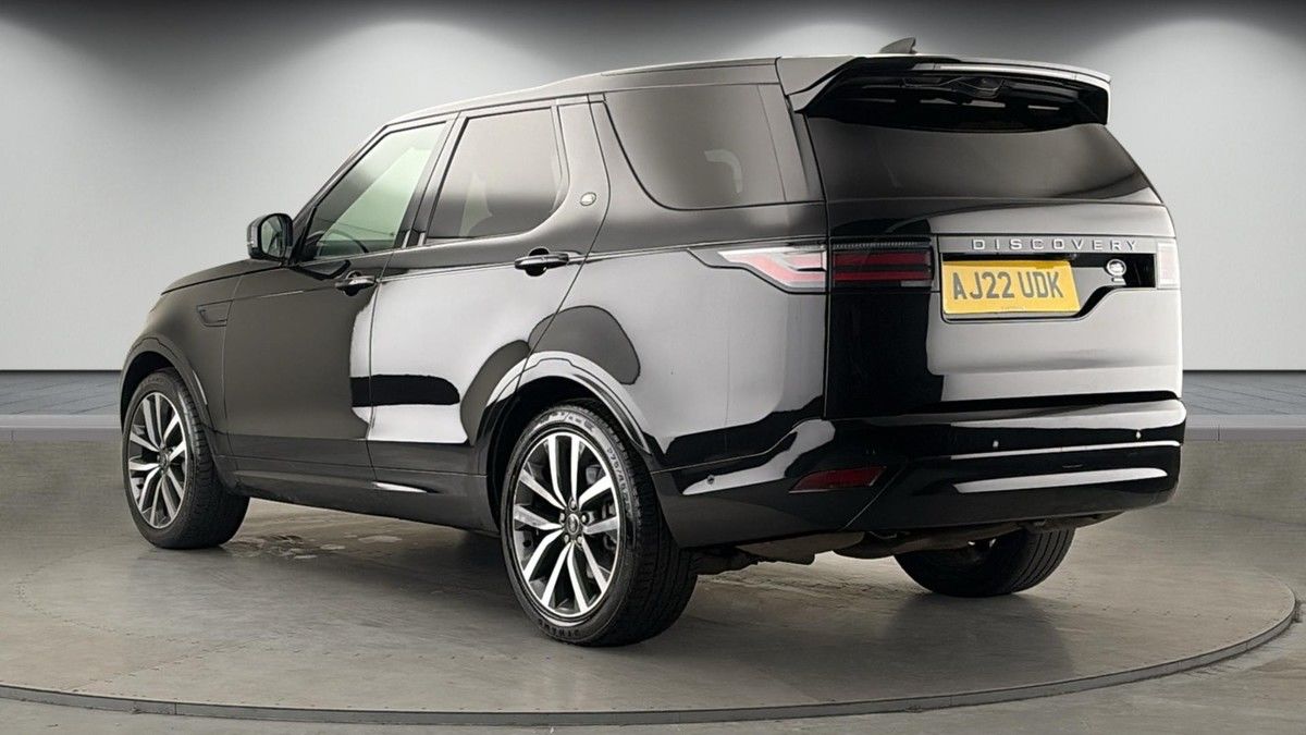 Land Rover Discovery Image 2