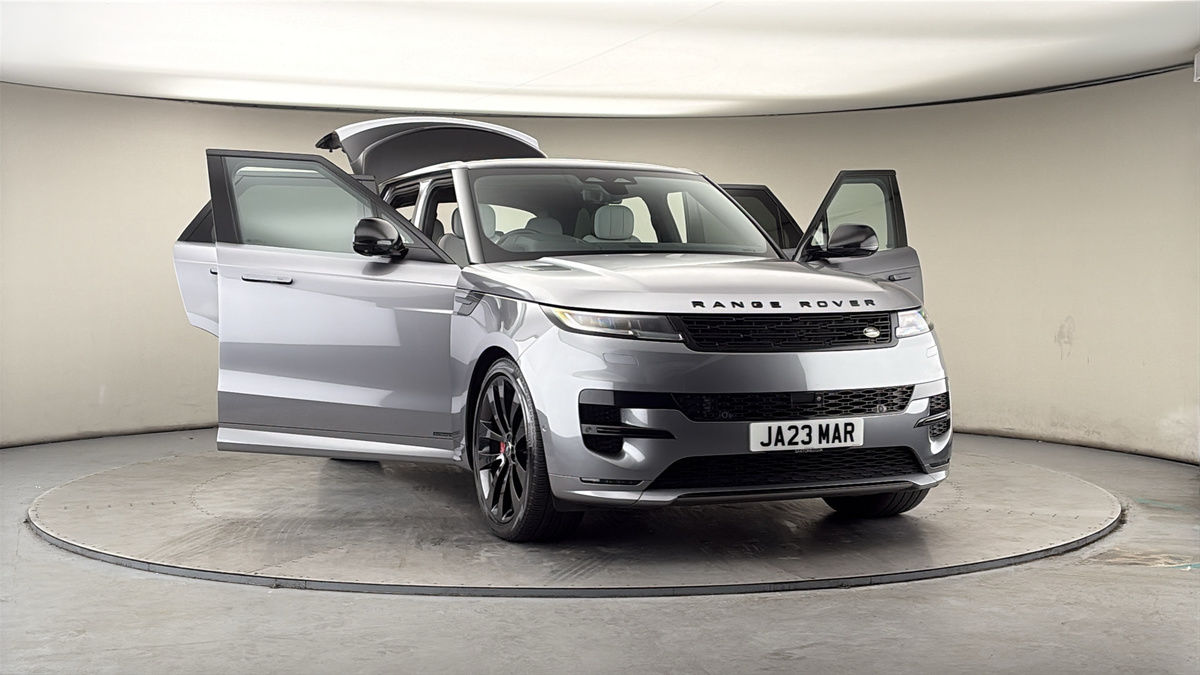 More views of Land Rover Range Rover Sport