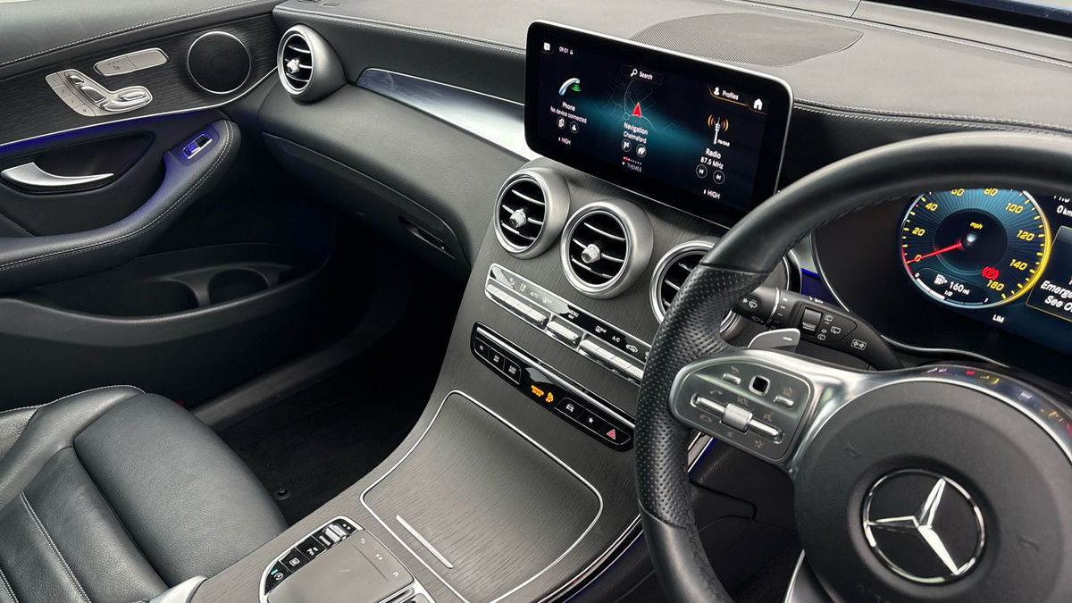 Mercedes-Benz GLC Image 18