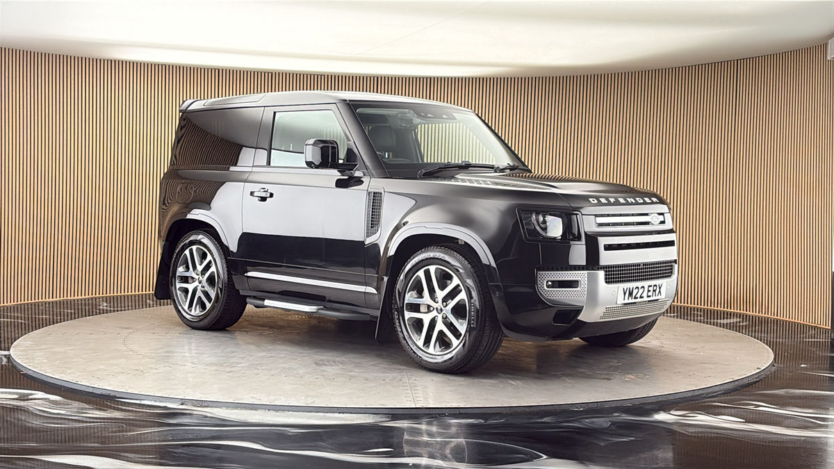 More views of Land Rover Defender 90