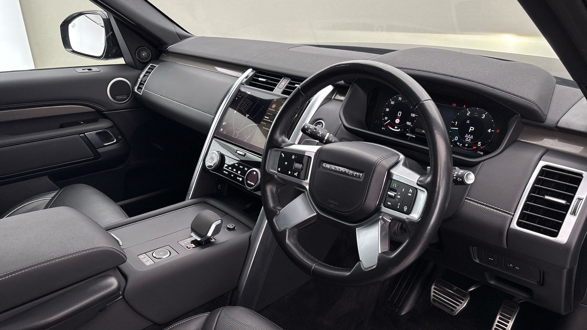 Land Rover Discovery Image 5