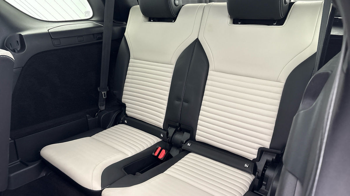 Land Rover Discovery Image 26