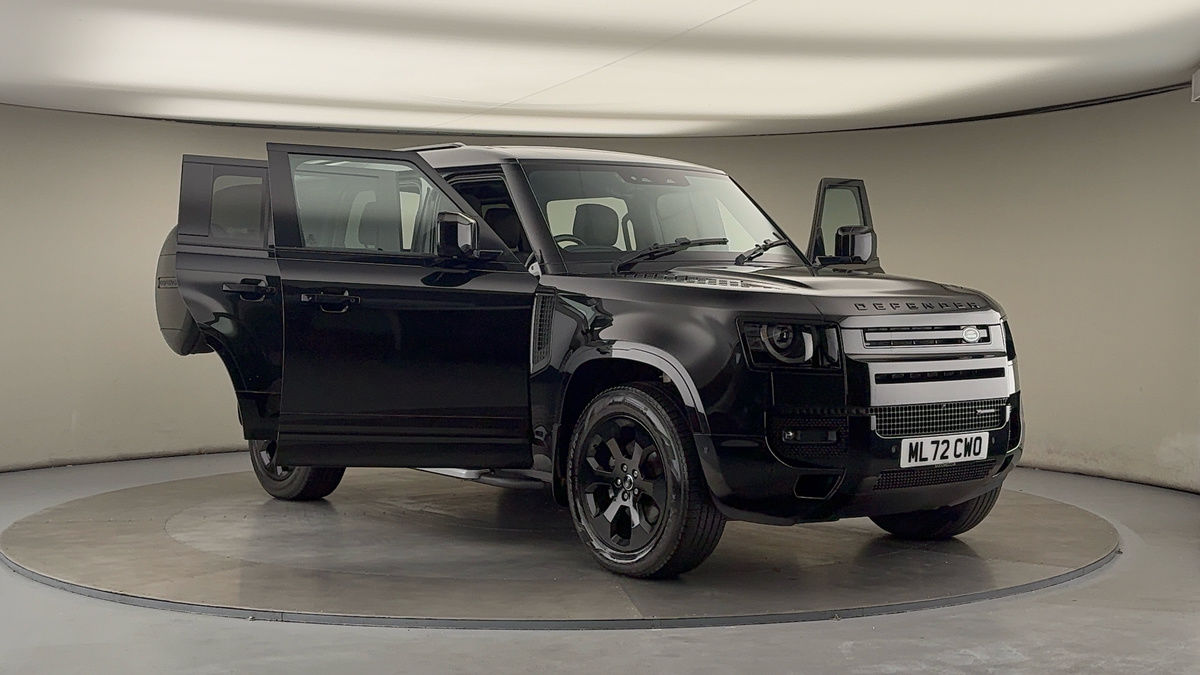 More views of Land Rover Defender 110