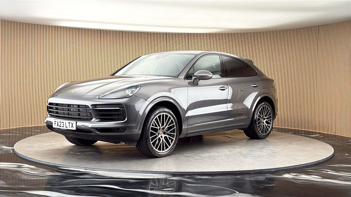 Porsche Cayenne Image 20
