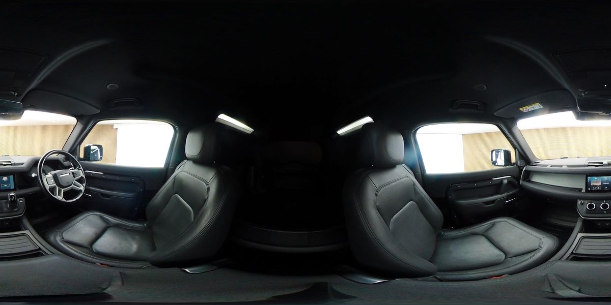 More views of Land Rover Defender 90