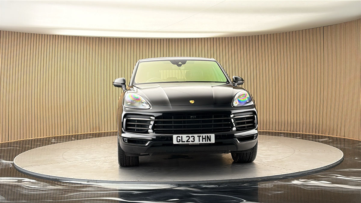 More views of Porsche Cayenne