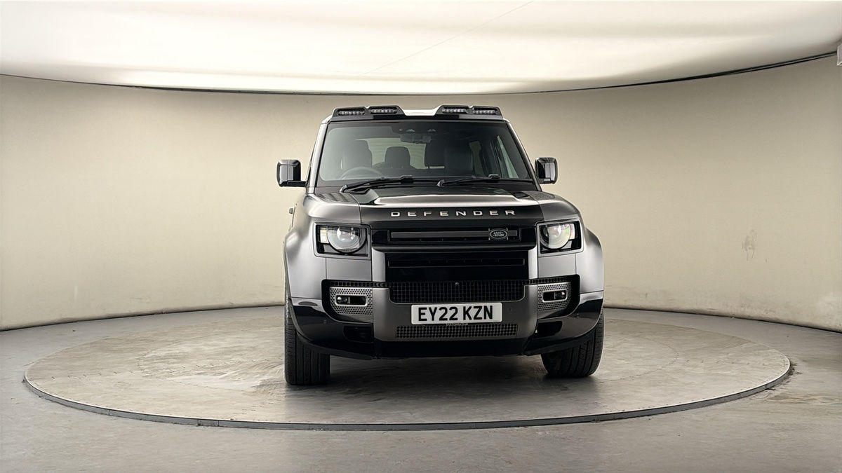 More views of Land Rover Defender 90