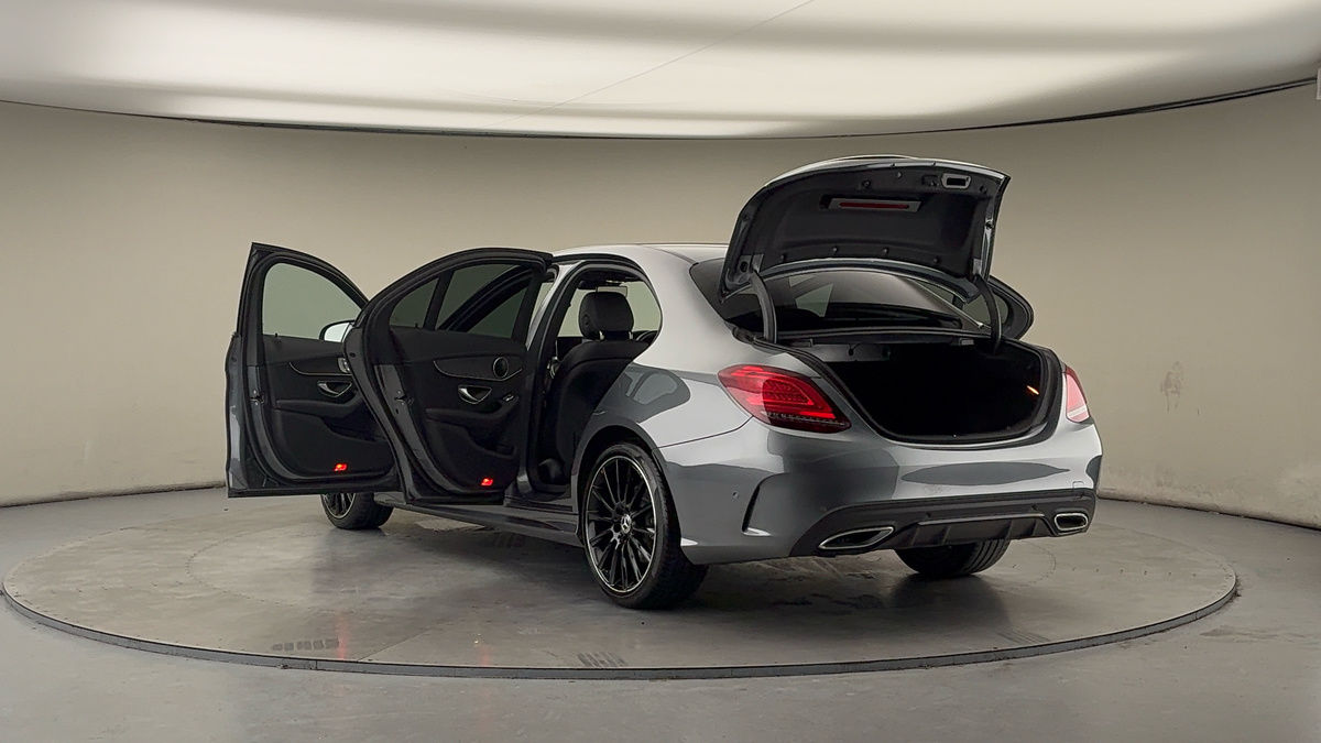 Mercedes-Benz C Class Image 23