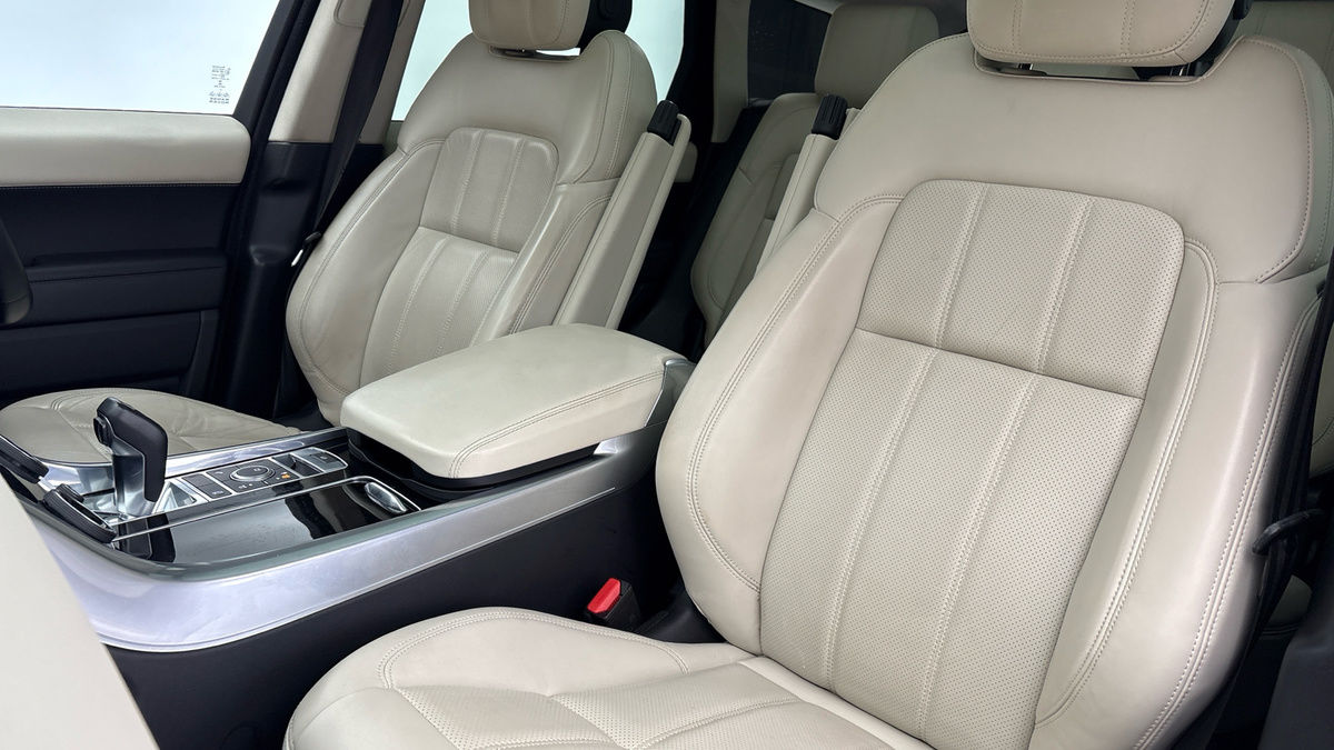 Land Rover Range Rover Sport Image 7
