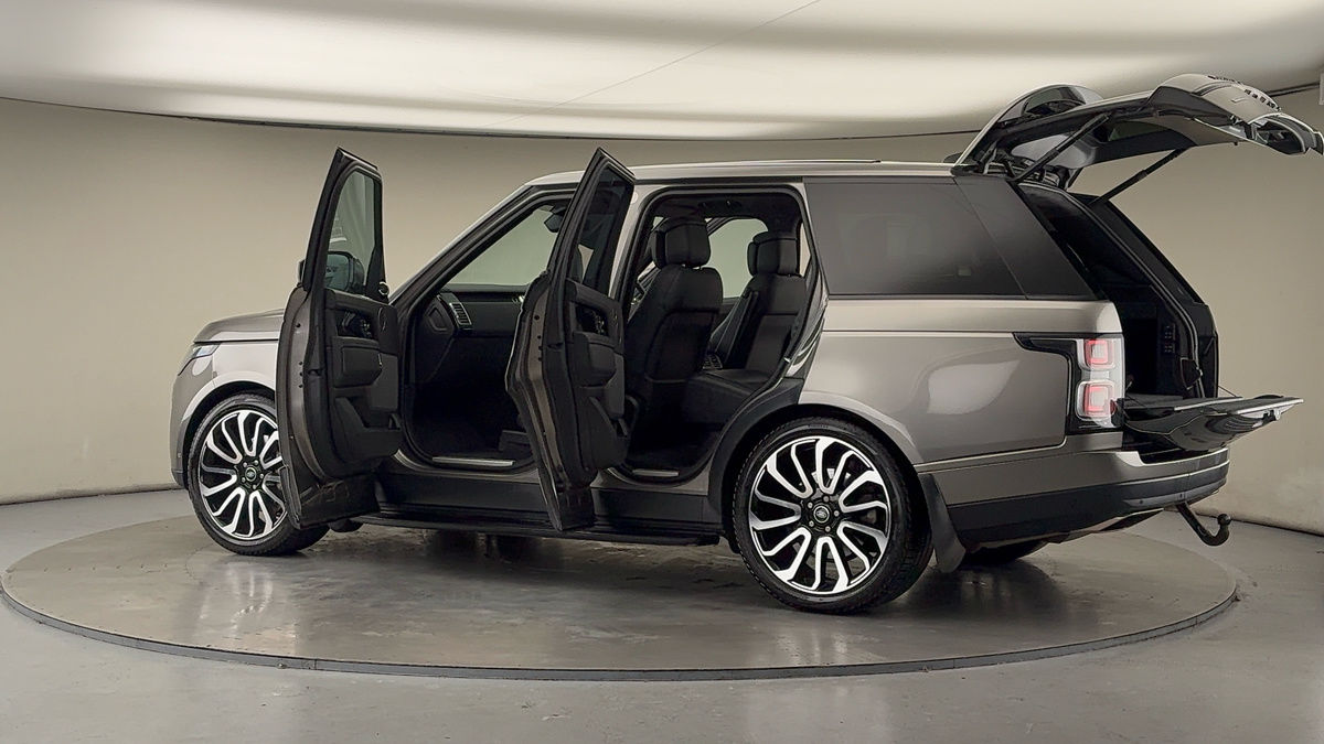 More views of Land Rover Range Rover