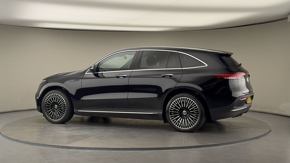 More views of Mercedes-Benz EQC