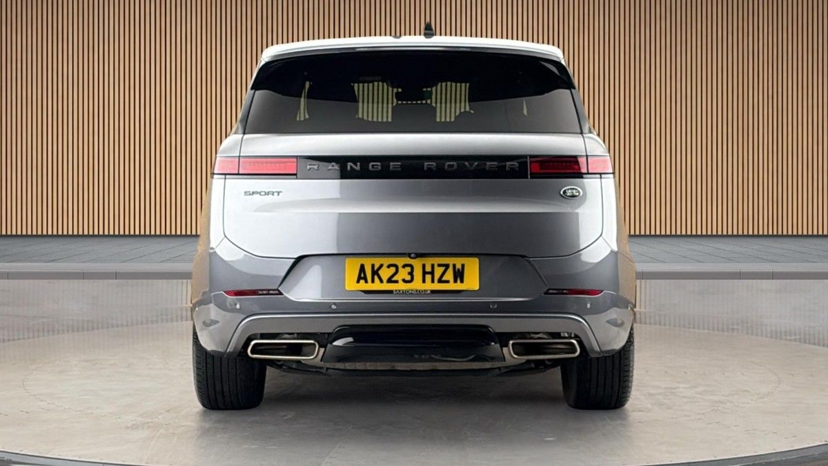 Land Rover Range Rover Sport Image 4