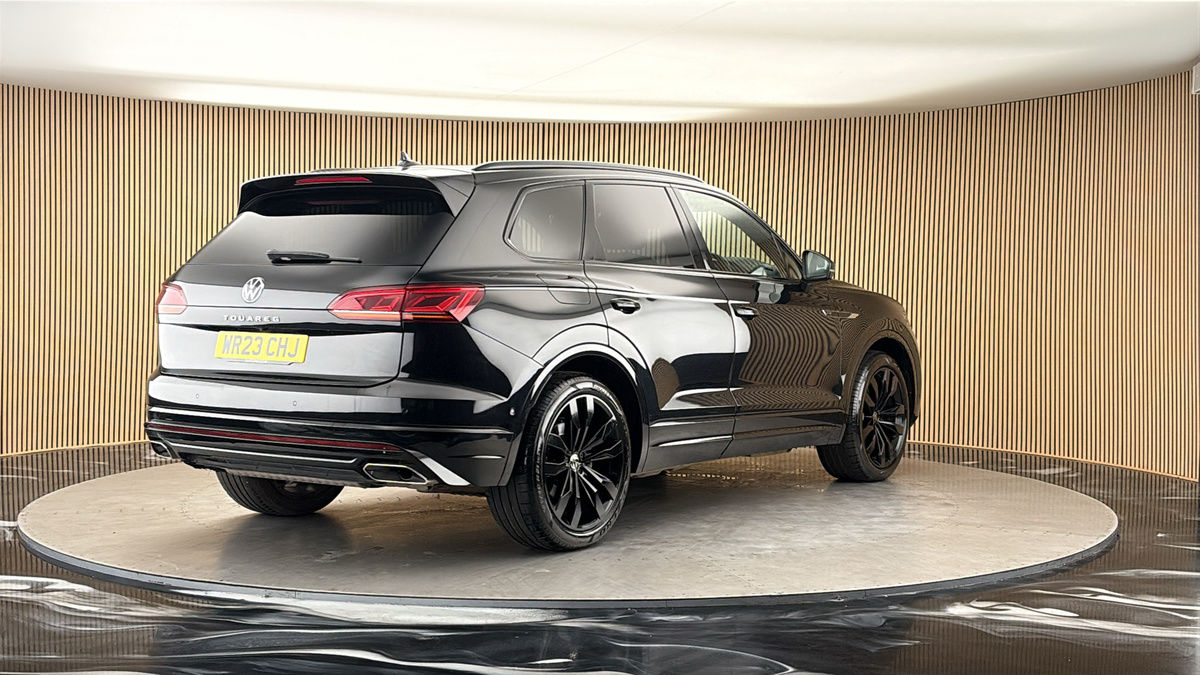 More views of Volkswagen Touareg