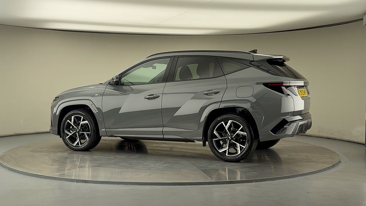 More views of Hyundai TUCSON
