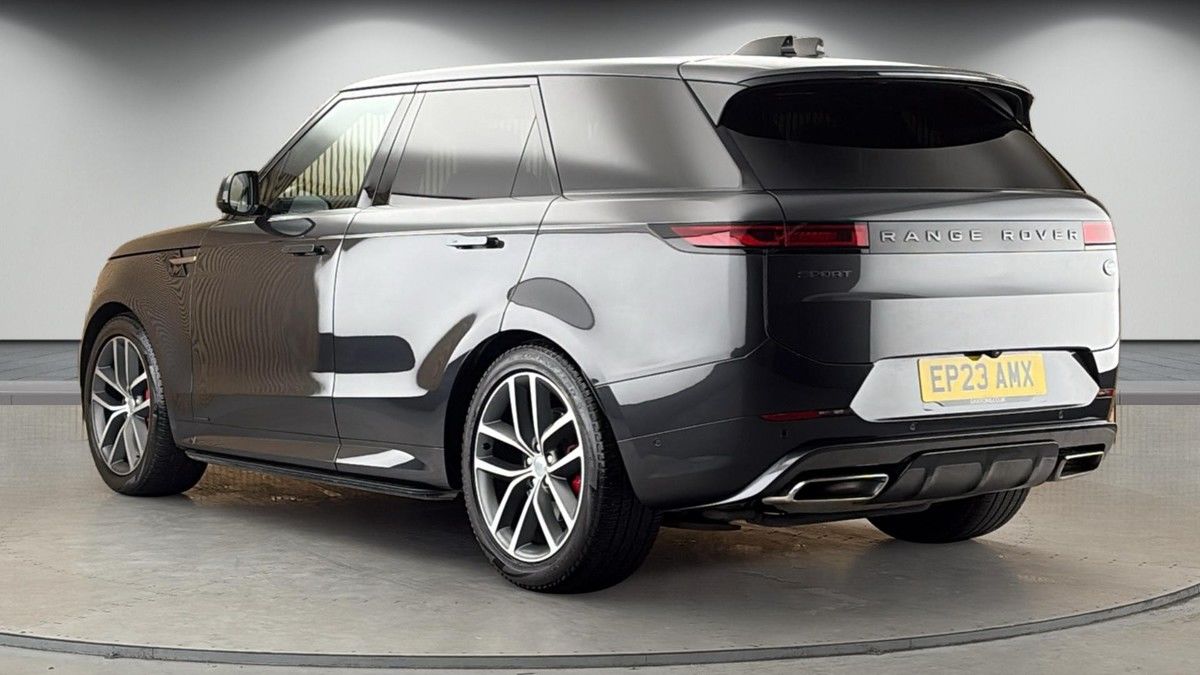 Land Rover Range Rover Sport Image 2