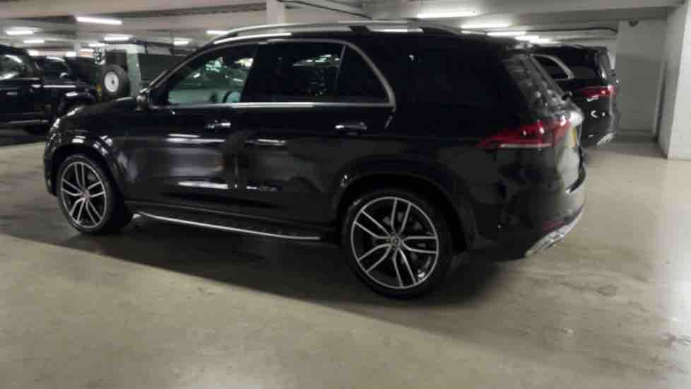 More views of Mercedes-Benz GLE