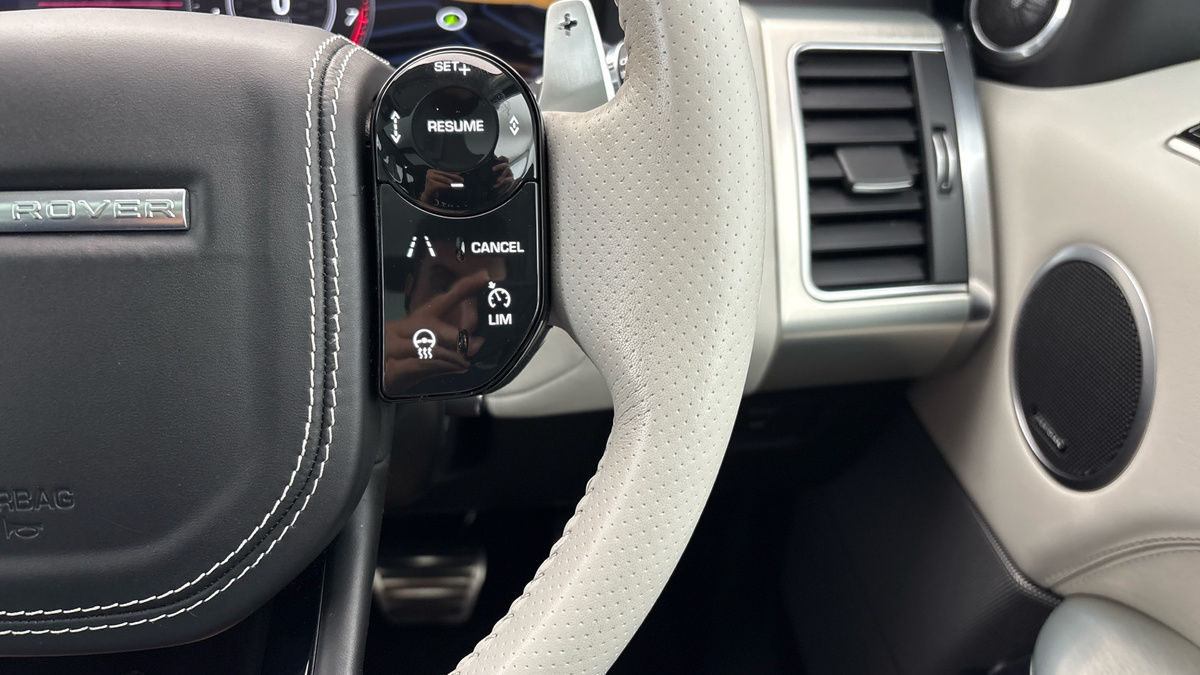 Land Rover Range Rover Sport Image 14