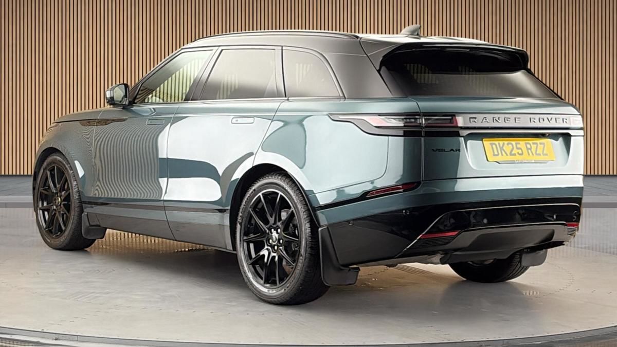 Land Rover Range Rover Velar Image 2