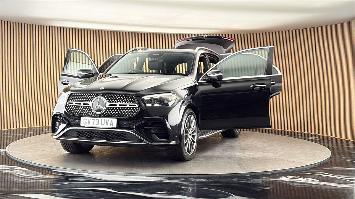 More views of Mercedes-Benz GLE