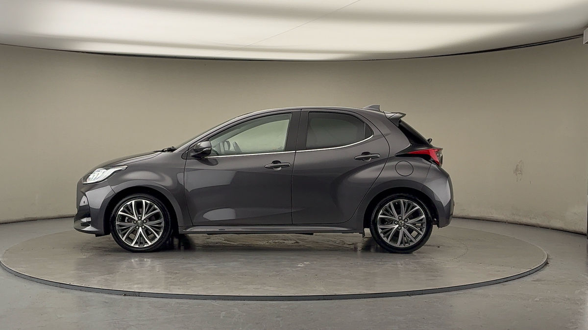 Toyota Yaris Image 15