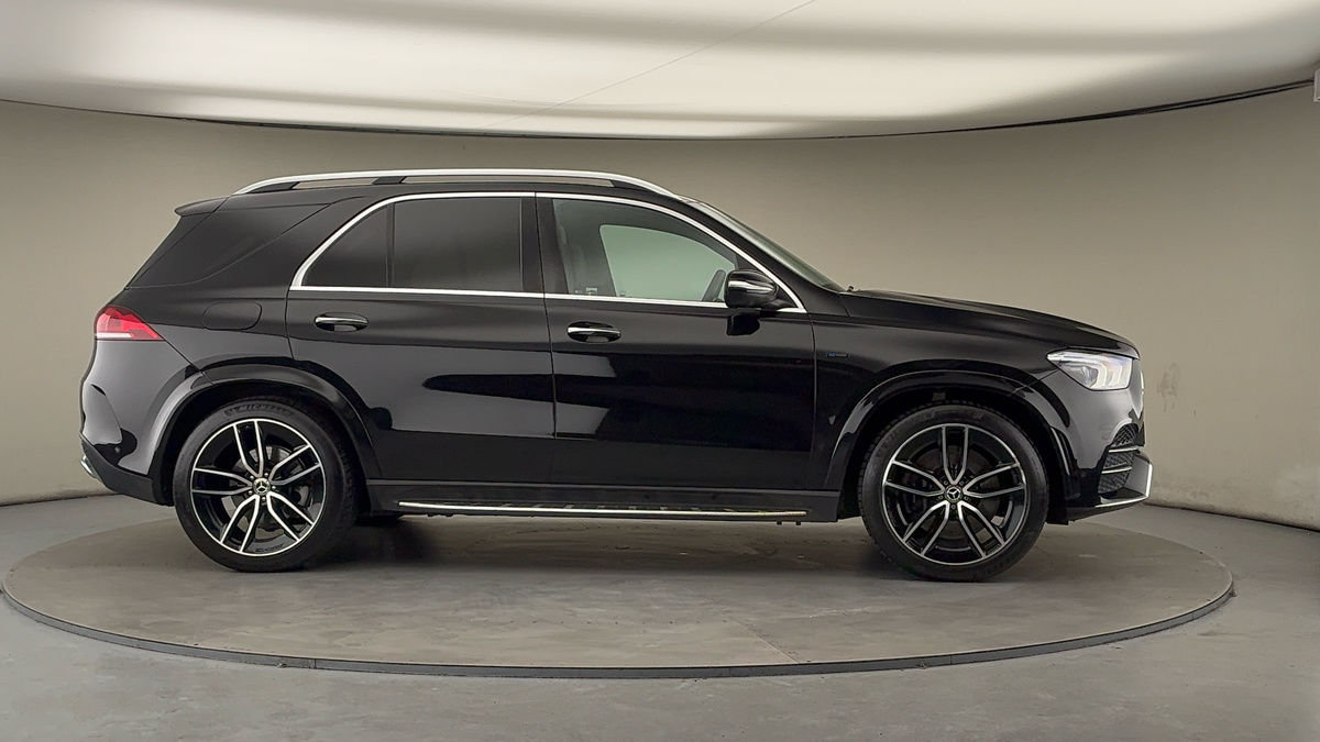 More views of Mercedes-Benz GLE