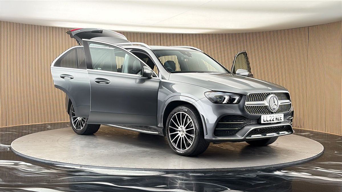 More views of Mercedes-Benz GLE