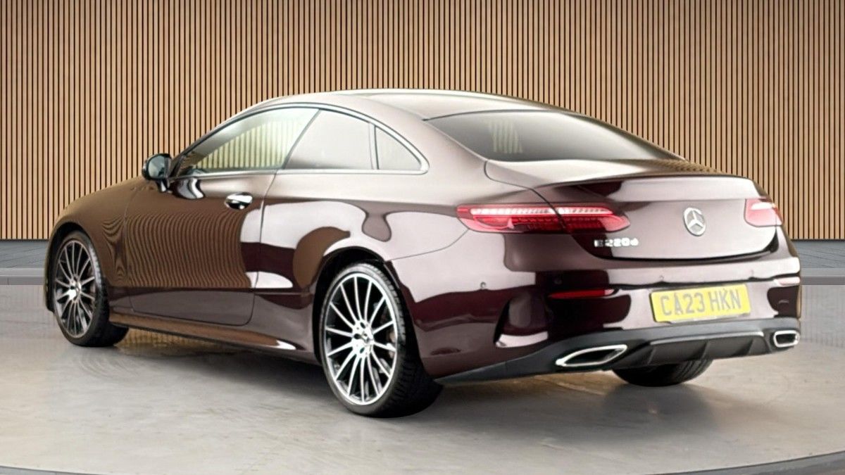 Mercedes-Benz E Class Image 2