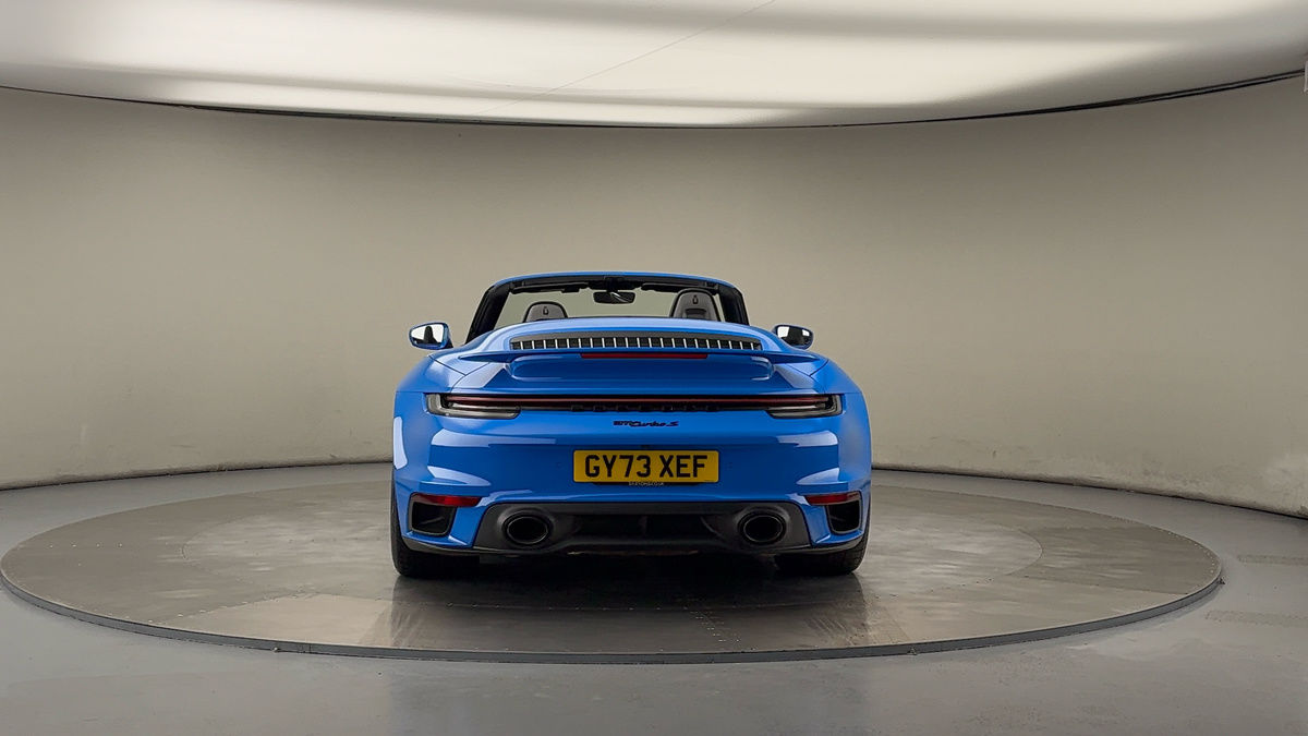 More views of Porsche 911