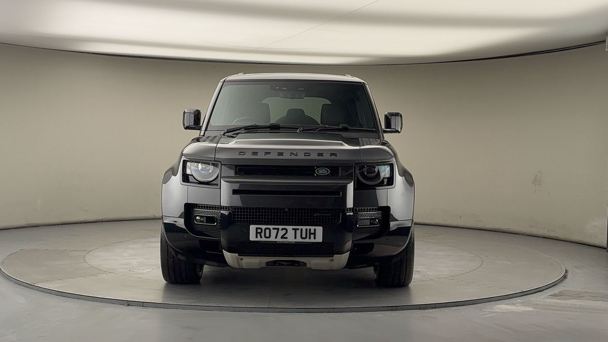 Land Rover Defender 110 Image 3