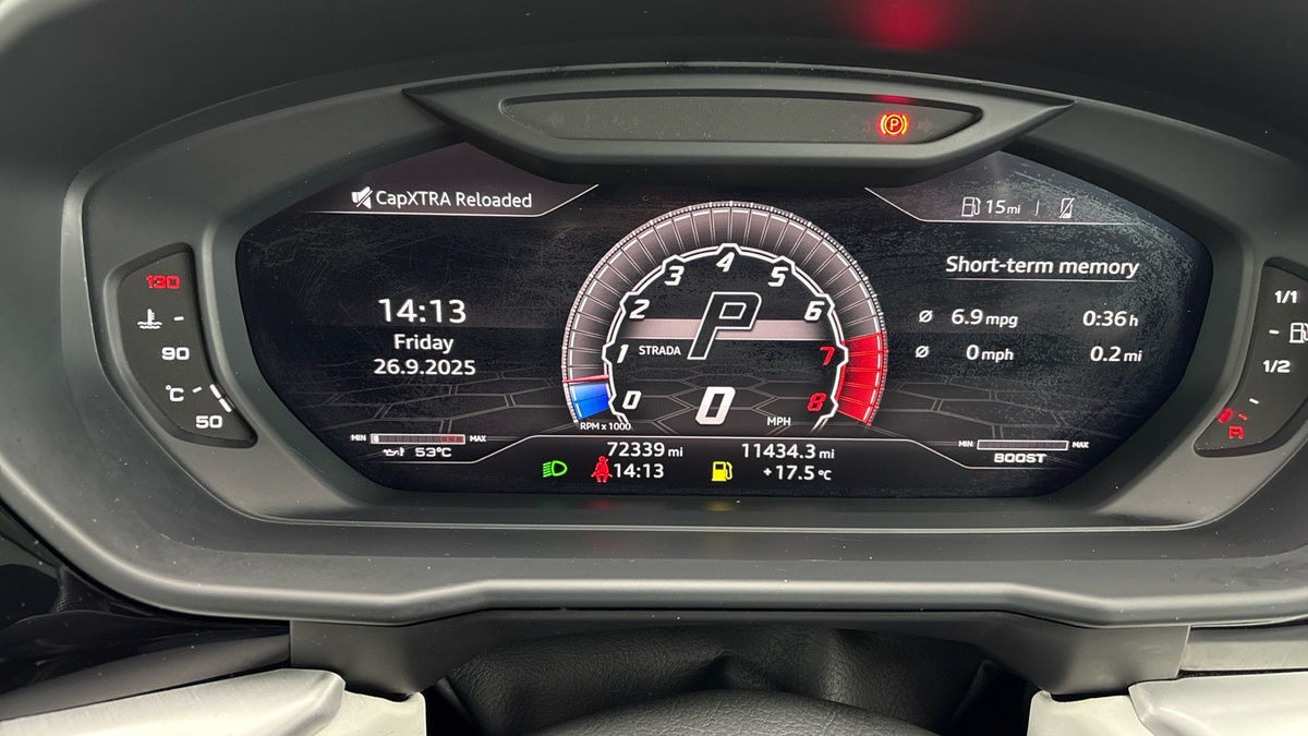 Lamborghini Urus Image 25