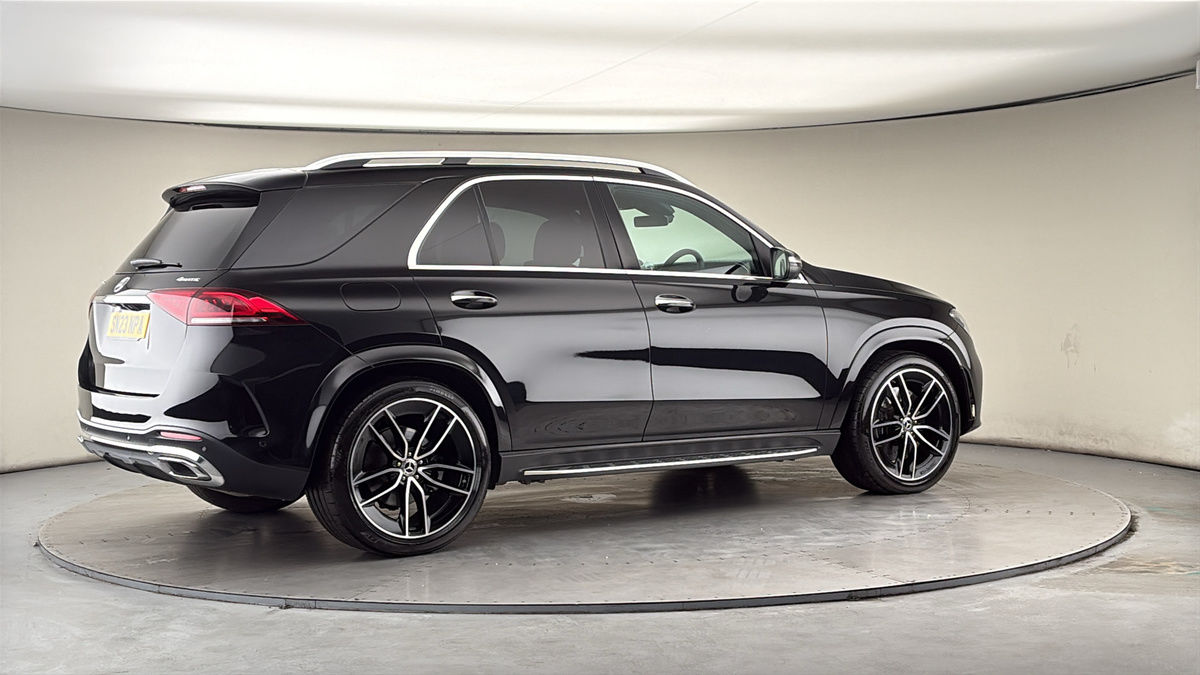 More views of Mercedes-Benz GLE