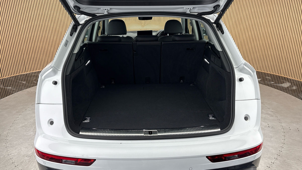 Audi Q5 Image 11