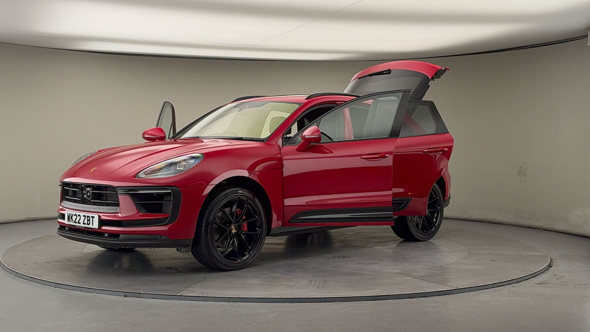 Porsche Macan Image 22