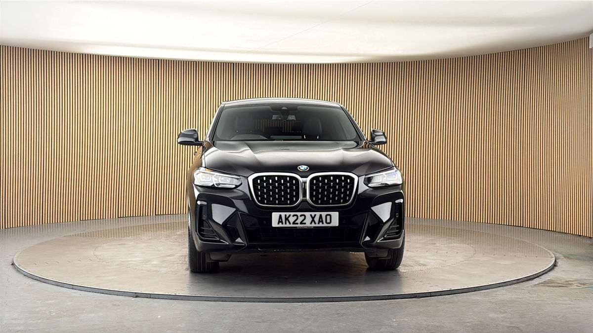 More views of BMW X4