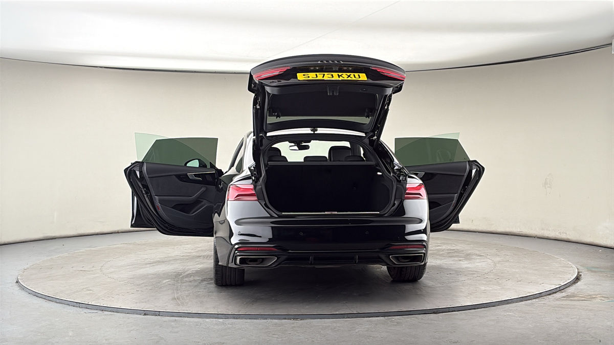 More views of Audi A5