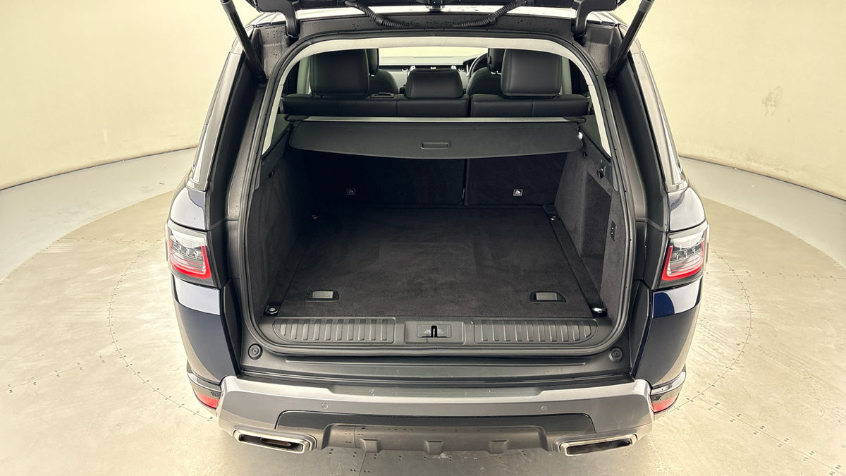 Land Rover Range Rover Sport Image 11