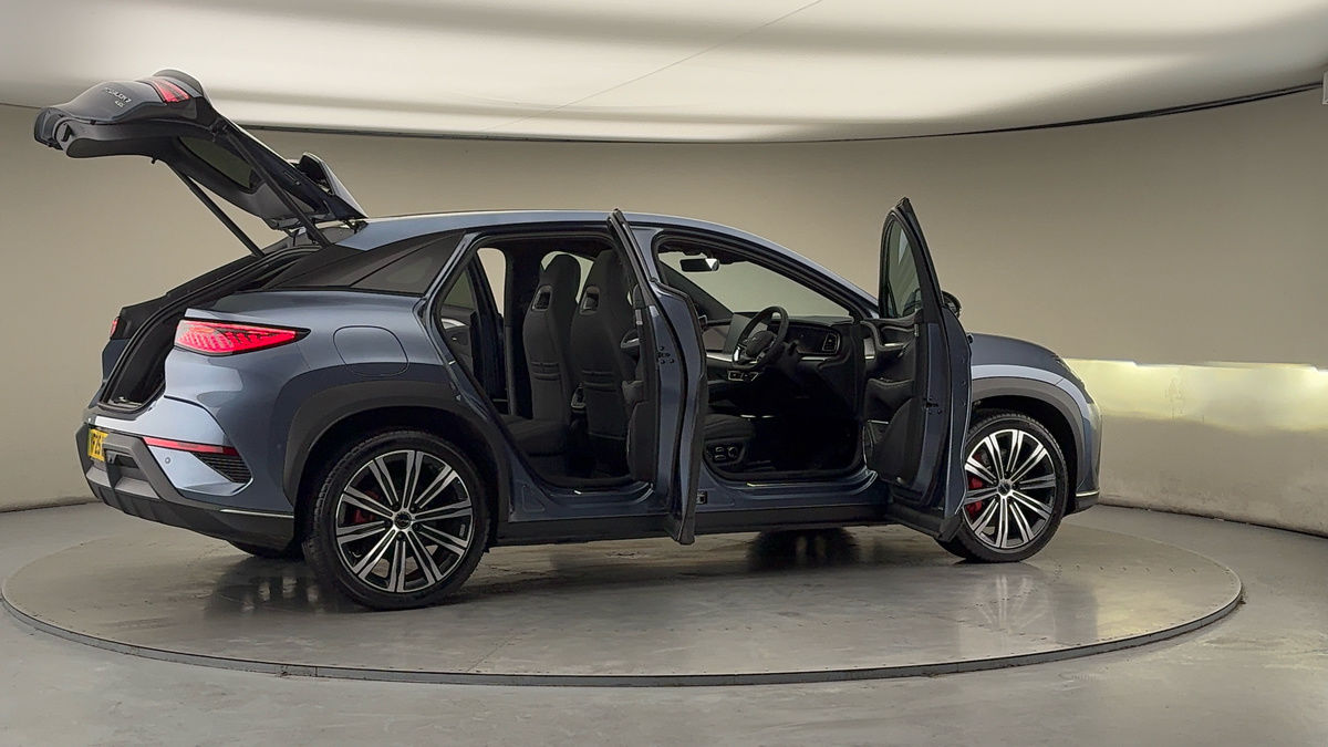 More views of BYD Sealion 7