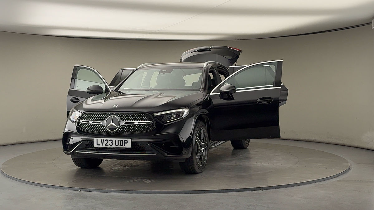 More views of Mercedes-Benz GLC