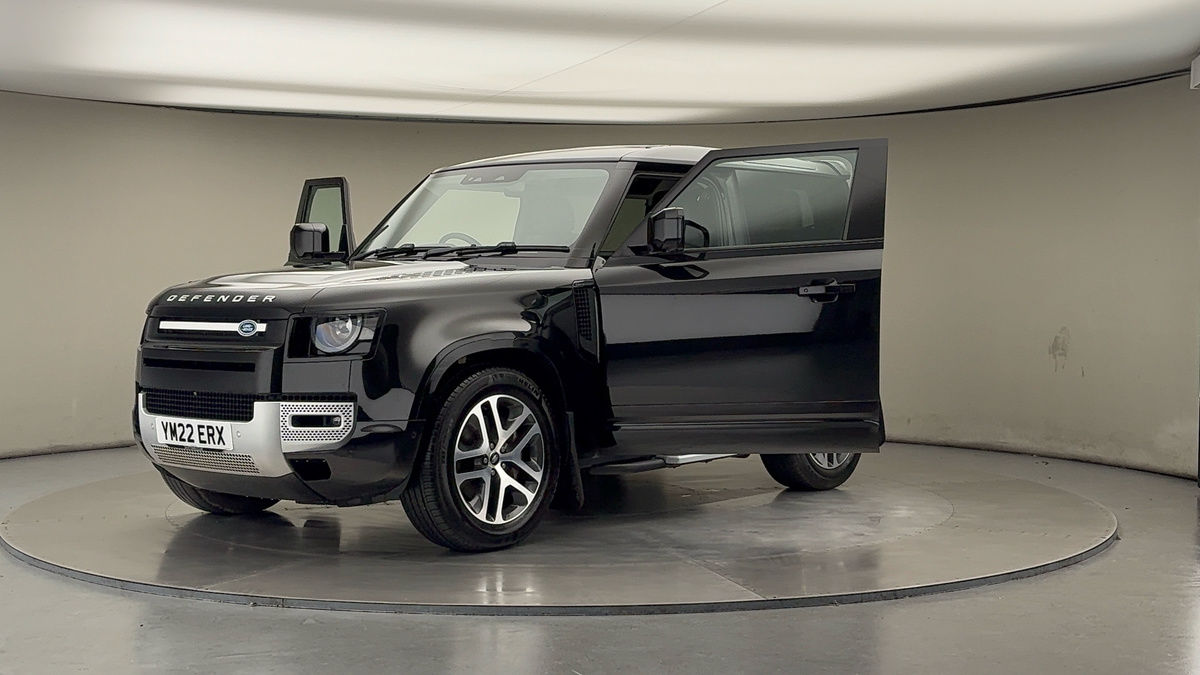 More views of Land Rover Defender 90