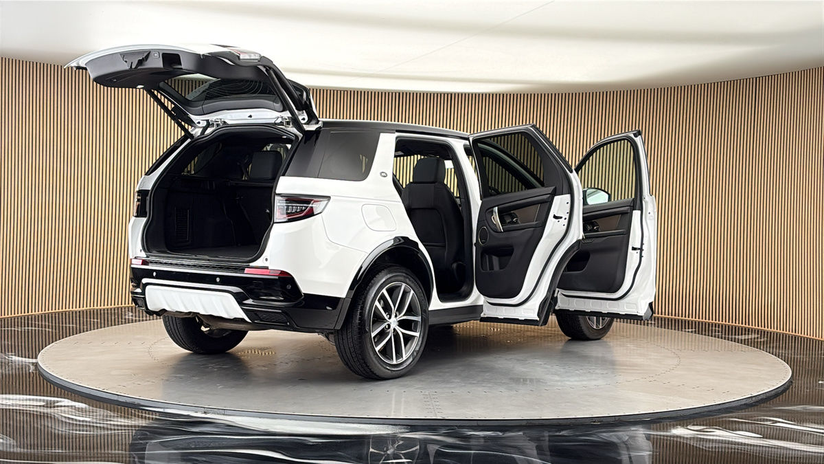 More views of Land Rover Discovery Sport