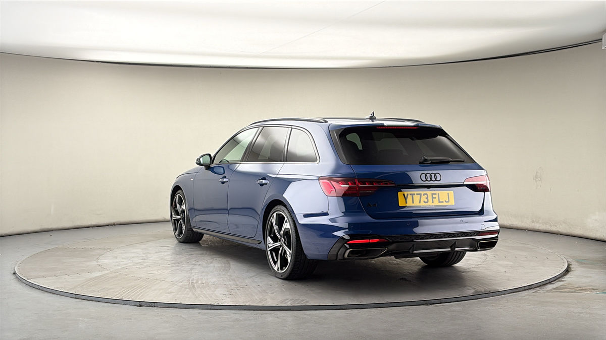 More views of Audi A4 Avant